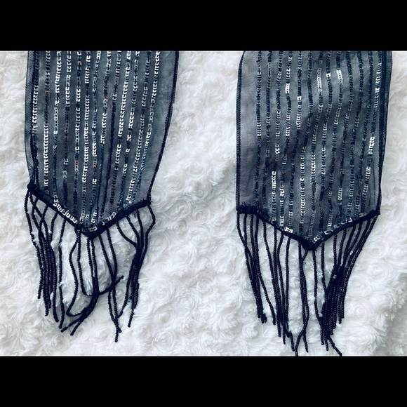 TED BAKER Elegant Embellished Scarf - Picture 4 of 4